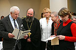 
Представители церковного округа Дортмунд-Вест (Германия) в приходе "Всех скорбящих Радость" в 2007 году.
