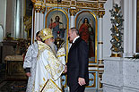 
Президент Лукашенко участвует в Рождественском богослужении в Свято-Духовом кафедральном соборе.
